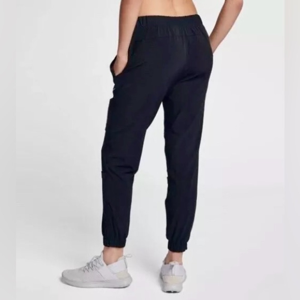NIKE Women’s Shield Swift Running Pants - Picture 4 of 10